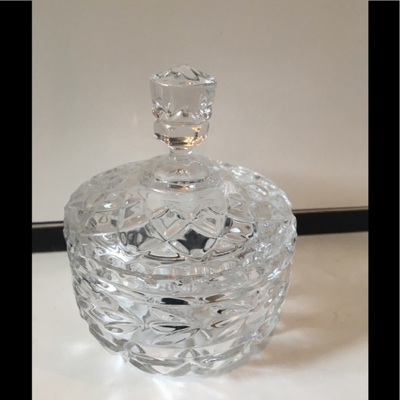 Vintage Heavy Crystal Bowl with Lid - Picture 4 of 11